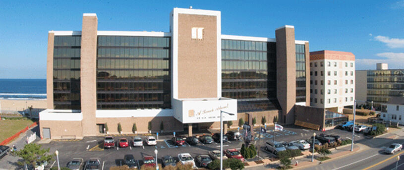 The Barclay Towers Hotel And Resort Virginia Beach Bagian luar foto